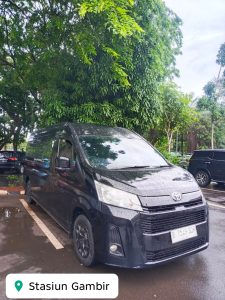 rental hiace premio, sewa hiace premio, rental hiace luxury